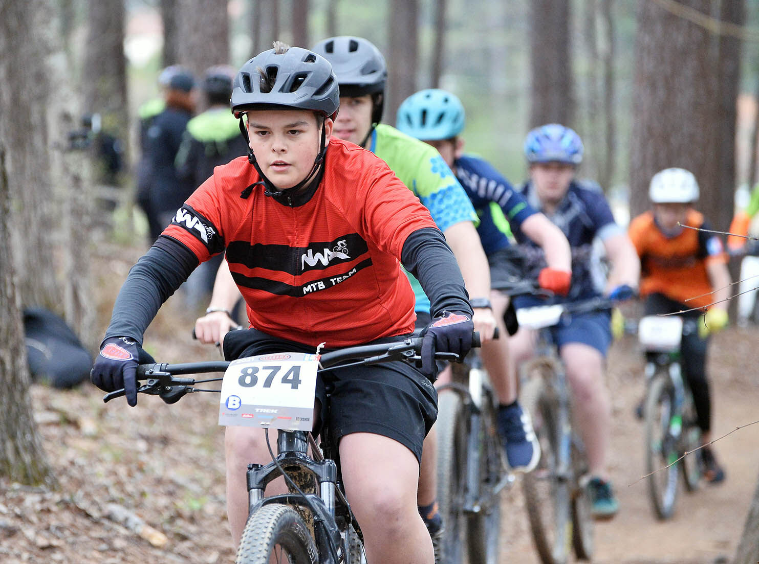 Melee at McClellan Mountain Bike Race BW 07.JPG